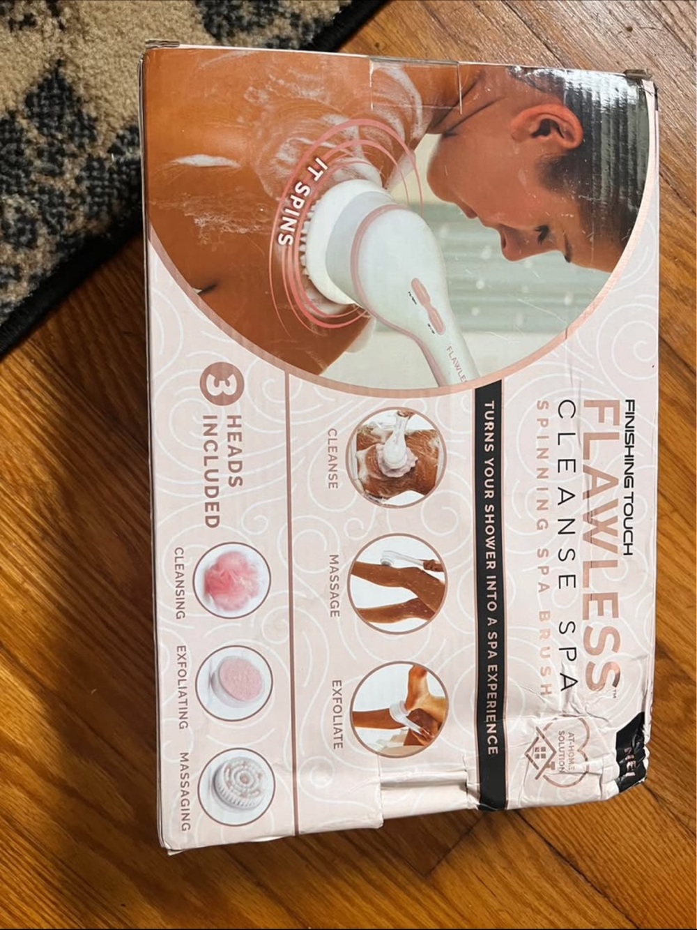 Flawless Cleanse Spa - White and Pink